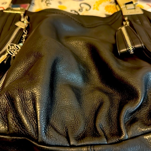 B Mackowsky Black Leather Tote/Shoulder Bag Silver Hardware Pockets Charm LN - Picture 7 of 12